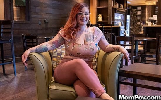 MomPov - Valentina - Big tits fat ass natural tattooed Latina (FullHD/1080p/2.51 GB)