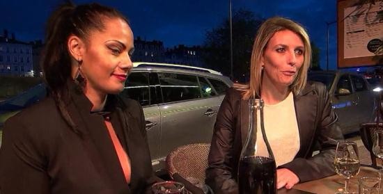 JacquieEtMichelTV/Indecentes-Voisines - Clelie, Emma - Clelie fait son marche en club a Lyon (HD/720p/743 MB)