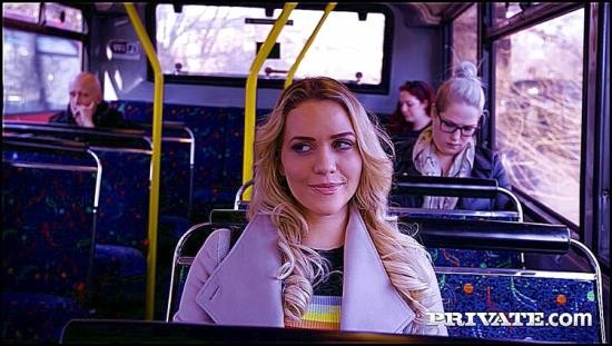 Private - Mia Malkova - An American Nymphomaniac In London (HD/720p/1.06 GB)