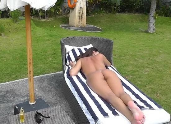 Sensualjane.me - Sensual Jane - MY TRIP TO BALI (HD/720p/764 MB)