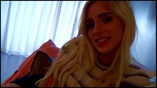 Family Therapy/Clips4Sale - Naomi Woods - The Secret Crush (FullHD/1080p/625 MB)