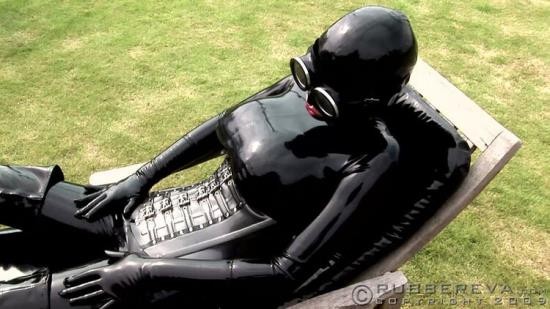 RubberEva - Rubber Eva - Hot Rubber Sun Lounger (FullHD/1080p/186 MB)