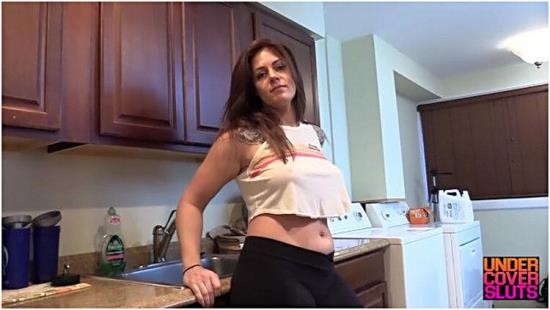 PornHub - Clover Baltimore - My Stripper Step Mom (FullHD/1080p/680 MB)