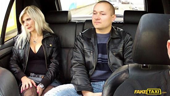 FakeTaxi/FakeHub - Blonde Wife (FullHD/1080p/1.16 GB)