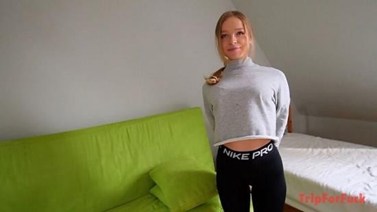 TripForFuck - Alexa Flexy Pretty Russian girl with super bright personality and cute smile (Full HD/1080p/1.38 GB)