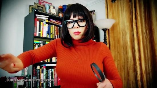 Clips4Sale - Ludella Hahn - Velma Scared Stiff A Cosplay Fetish Parody (HD/720p/113 MB)