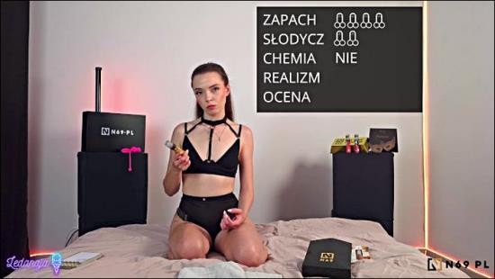 PornHub - Wielki Test Lubrykantow Smakowych (FullHD/1080p/1.82 GB)