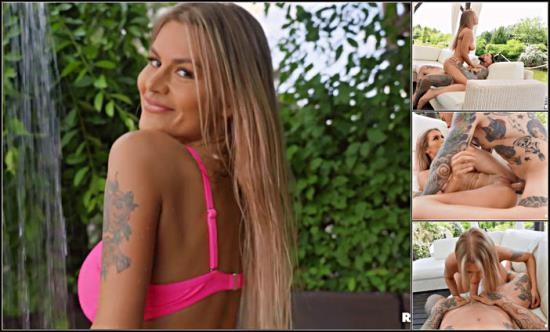 Onlyfans - Zlata @zlatashinex - Onlyfans Leaked 2025 Video - 27 (HD/720p/732 MB)