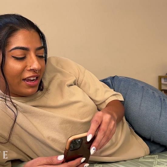 Onlyfans - Bestfriend Asked To Use My Dick To Help Start Her  Jasmine Sherni Jak Knife (FullHD/1080p/355 MB)