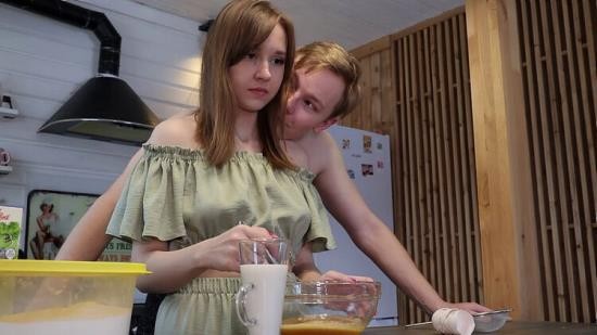 Onlyfans - Leave Me Alone I m Cooking No, I m Fucking Pussy??a Lot Of Sperm  Applause DollHole (FullHD/1080p/281 MB)