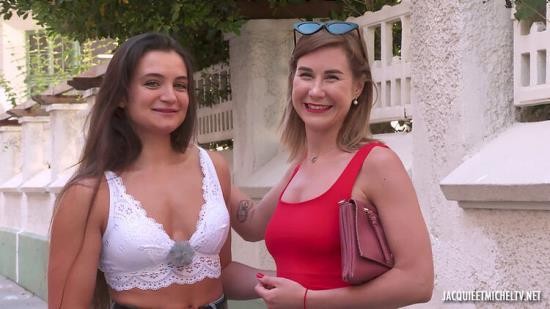 JacquieEtMichelTV/Indecentes-Voisines - Claire, Elena : Claire, 22ans, Partouze Folle Avec Elena, 27ans (FullHD/1080p/1.29 GB)