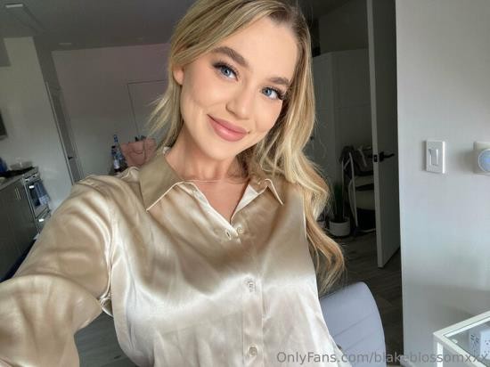 Onlyfans - Blake Blossom Clip 66 (FullHD/1080p/1.66 GB)